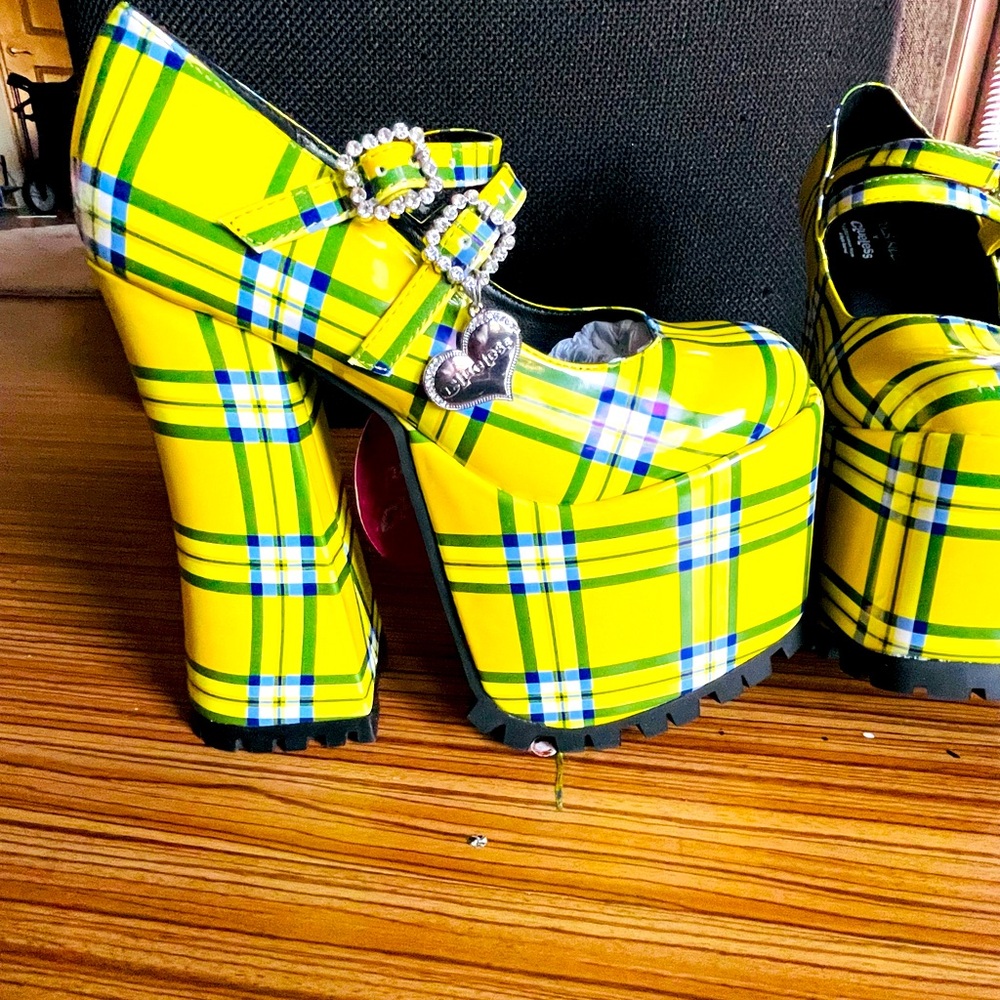 Clueless As If Heels